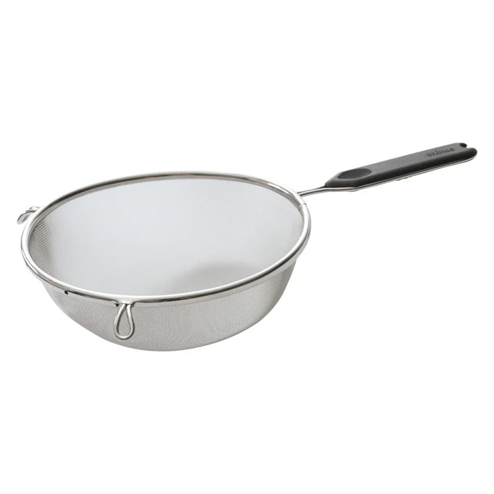 Colador de malla fina simple de 8" con mango de plástico WINCO MSTP-8SF