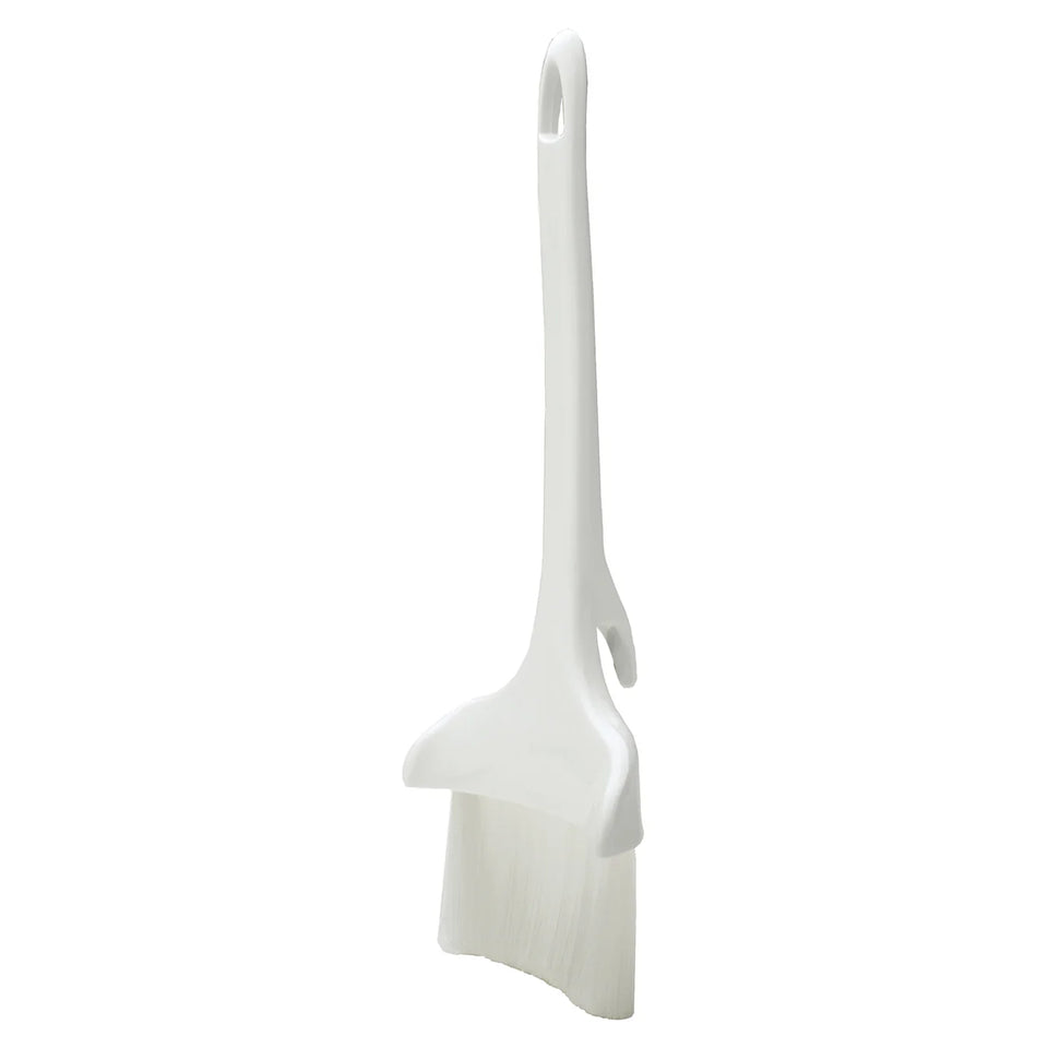 Brocha de repostería de nailon de 3" con gancho WINCO NB-30HK